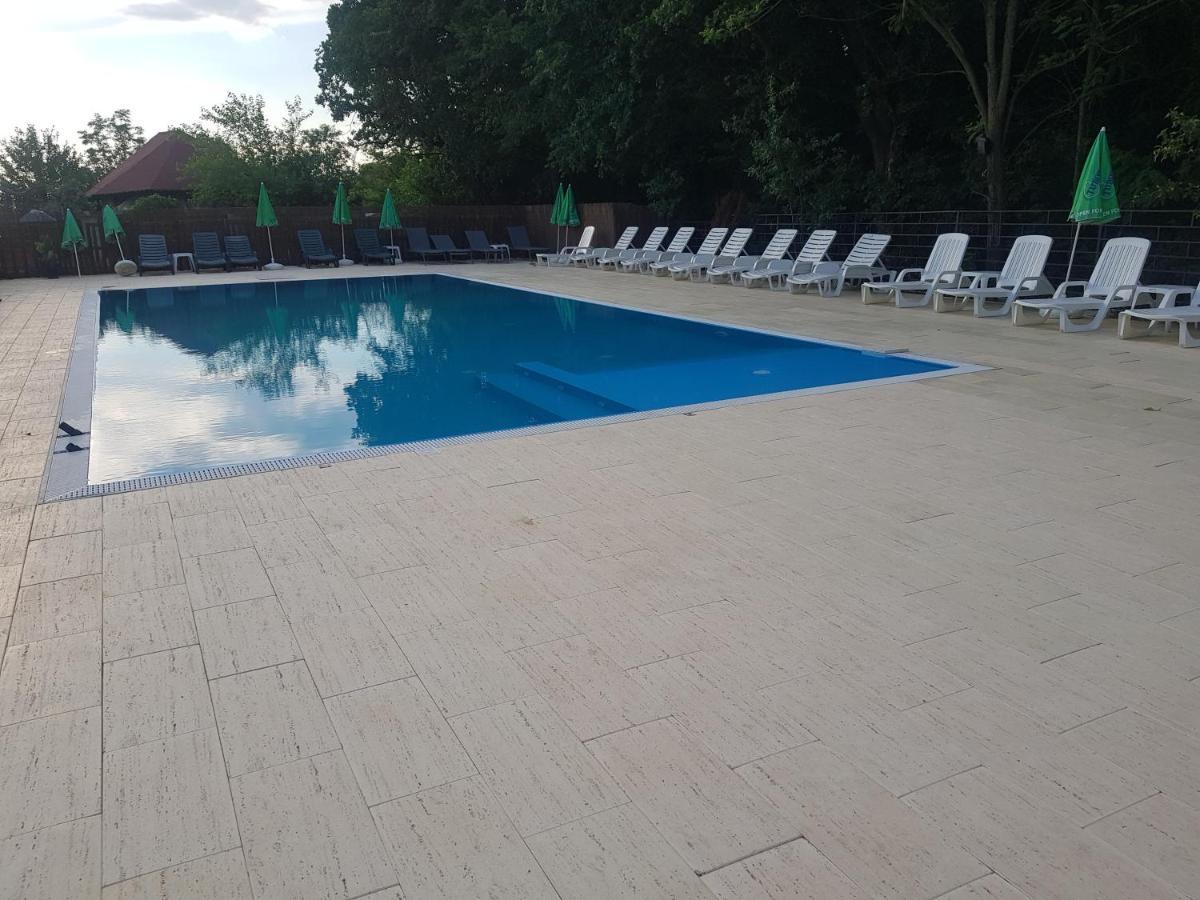 Anthimos Hotel Băile Felix Екстериор снимка