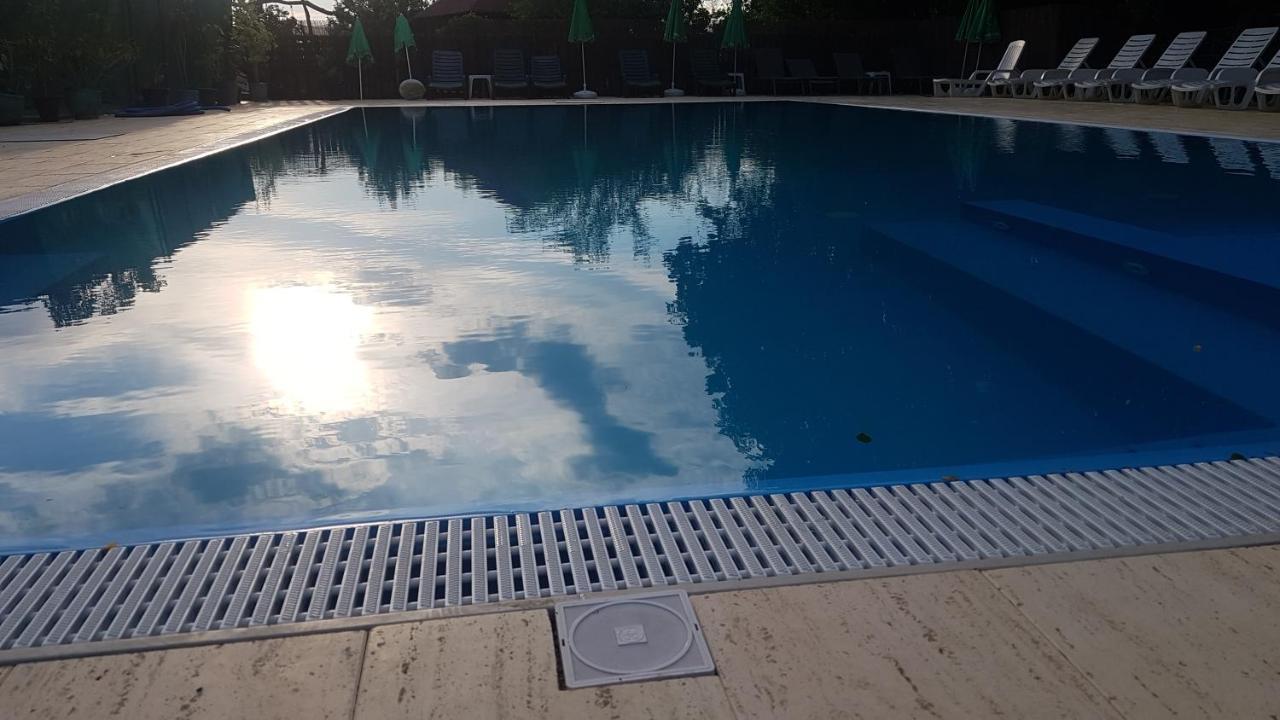 Anthimos Hotel Băile Felix Екстериор снимка
